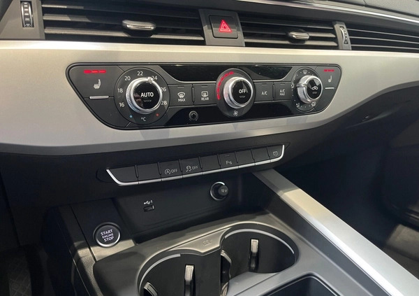 Audi A4 cena 129900 przebieg: 40085, rok produkcji 2020 z Bydgoszcz małe 379